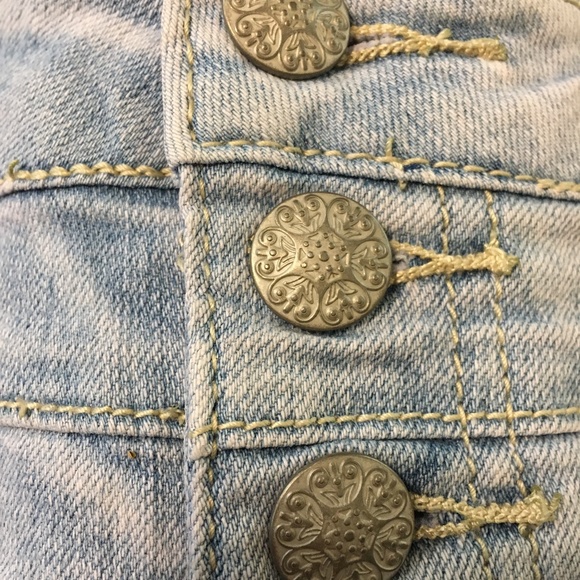 Blue spice Juniors sz 1/2 High rise shorts denim - Picture 6 of 6